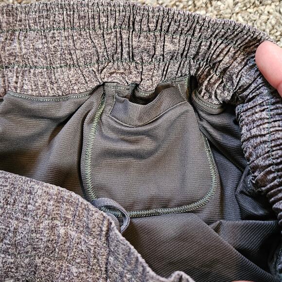 Lululemon Hotty Hot Short II Women’s 8 2.5” Running Athletic Activewear Gym - Picture 10 of 12